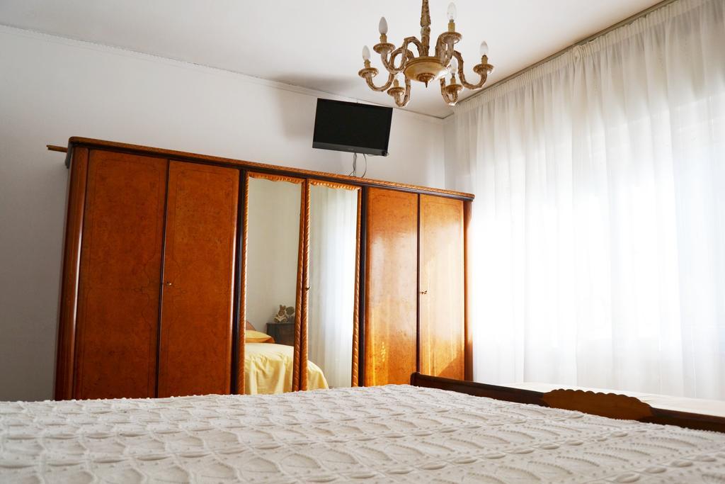 Apartment Piave Venice Mestre Szoba fotó
